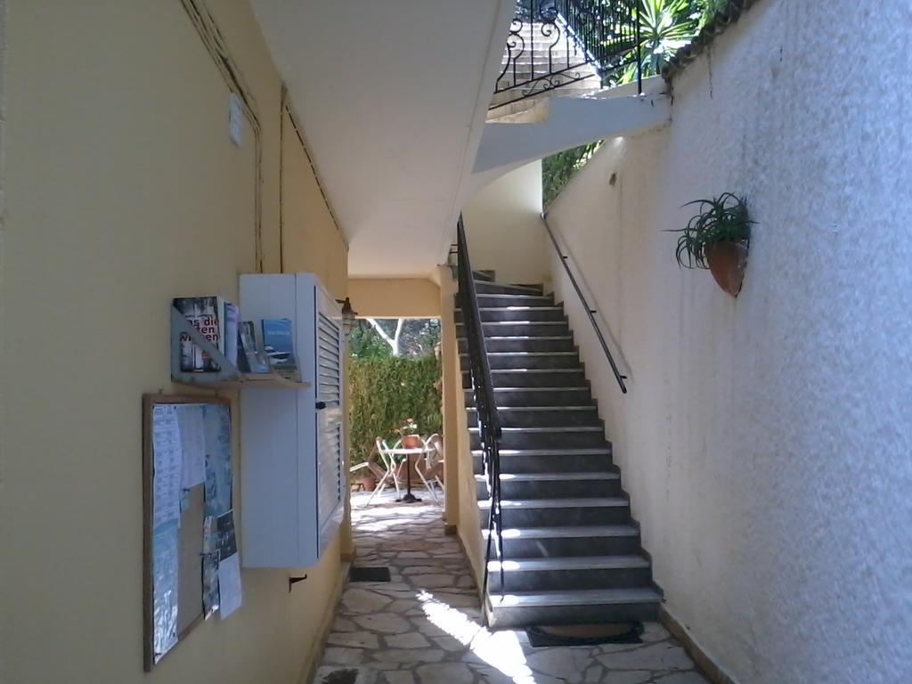 Butterfly Appartments Barbati Extérieur photo